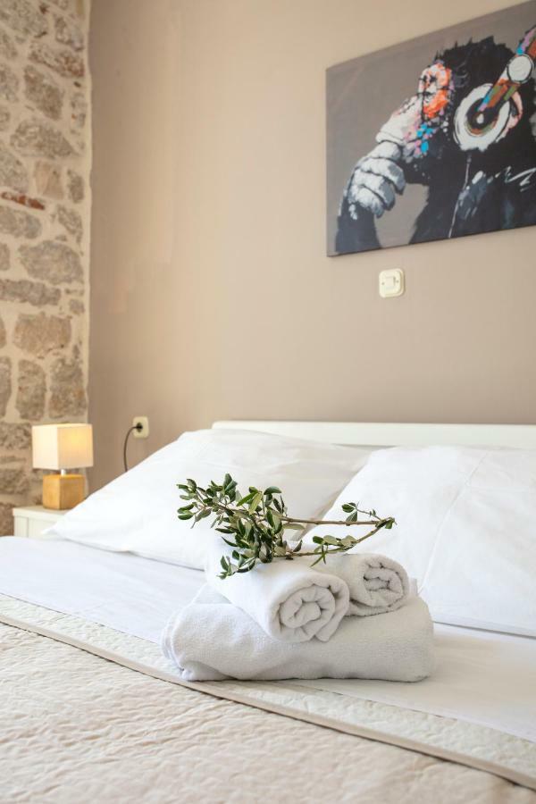 Olife Guesthouse Milna  Exteriér fotografie